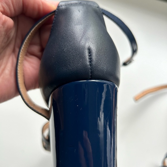 All leather navy sandals size 9 - Picture 3 of 4